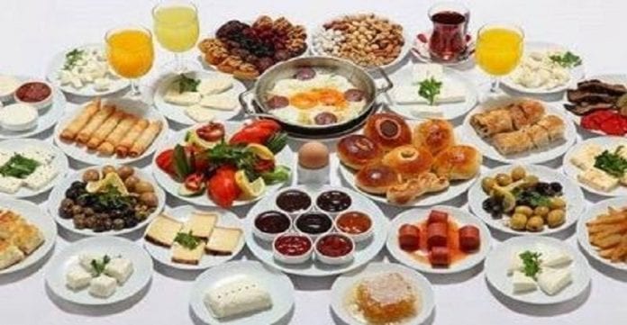 petit-déjeuner-copieux