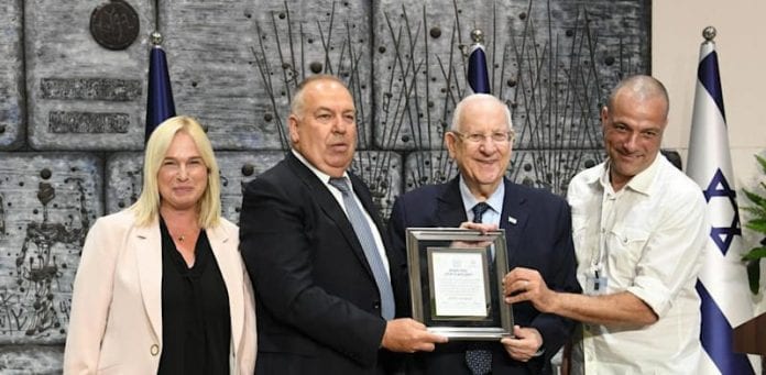20210701-1a_Le Président Réouven Rivline fait ses adieux