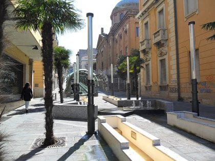 Via-Giudecca-a-Reggio-di-Calabria.-Photo-de-Franc-rc-Wikipedia-420x315
