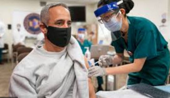 20210822-2a_injections de rappel contre le COVID
