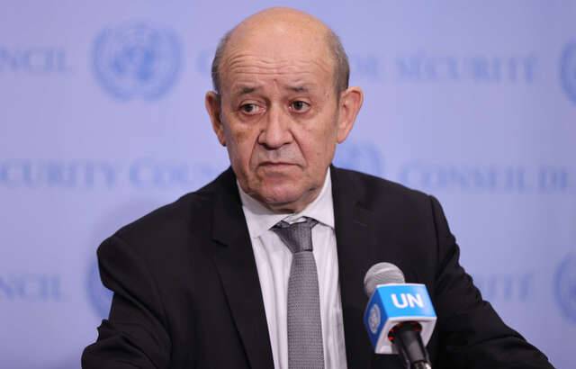 640x410_jean-yves-drian-arrive-toujours-croire-contrat-annule