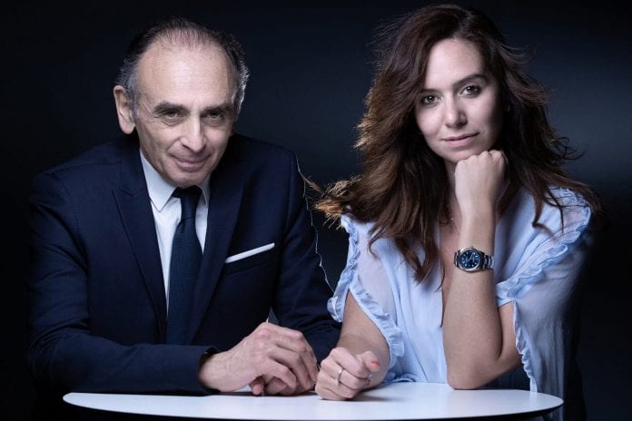 Sarah-Knafo-Un-magazine-promet-des-photos-soireacutees-dEric-Zemmour-avec-son-conseiller