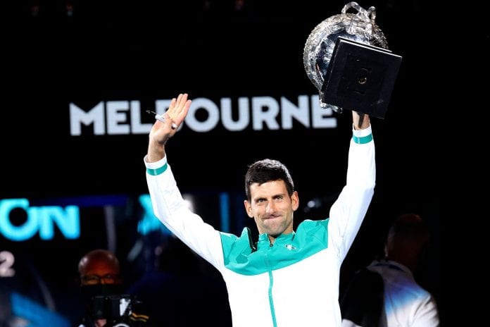 06djokovic-changenew-superJumbo