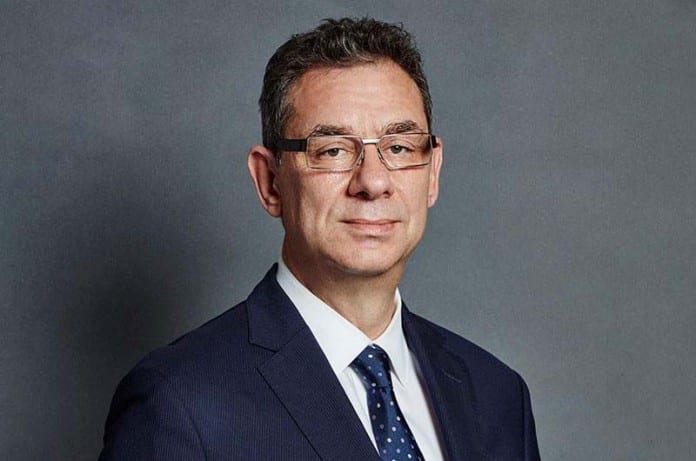Pfizer-CEO-Albert-Bourla-696x461