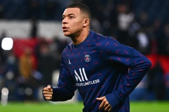 2022-02-17 20_48_43-Mercato _ Mercato - PSG _ Le Qatar prépare un contrat légendaire pour Mbappé !