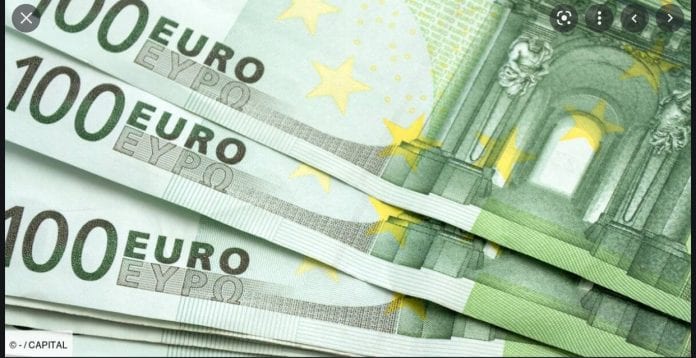 2022-02-17 21_48_30-Euros – Recherche Google