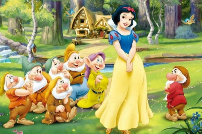720873-disney-remplace-les-sept-nains-de-blanche-neige-par-des-creatures-magiques-dans-son-remake