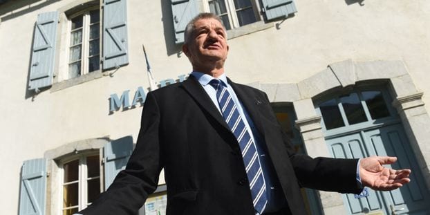 Presidentielle-Jean-Lassalle-a-la-rescousse-financiere-du-PS-de-LR-et-d-EELV