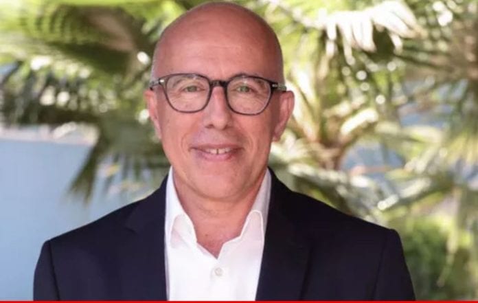 2022-07-26 17_11_29-Les Républicains _ Éric Ciotti officialise sa candidature à la présidence du par