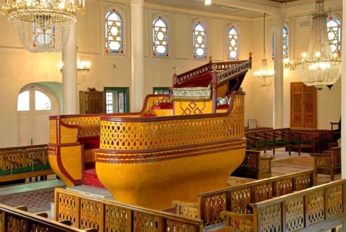 05_ahida-synagogu_a-1-tt-width-875-height-586-fill-0-crop-0-bgcolor-eeeeee-except_gif-1-post_id-0