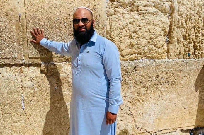 Noor-Dahri-at-the-Kotel-August-19-2022.-696x461-1 (1)