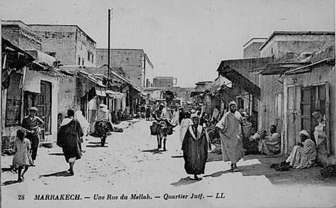 Une-rue-du-Mellah-1