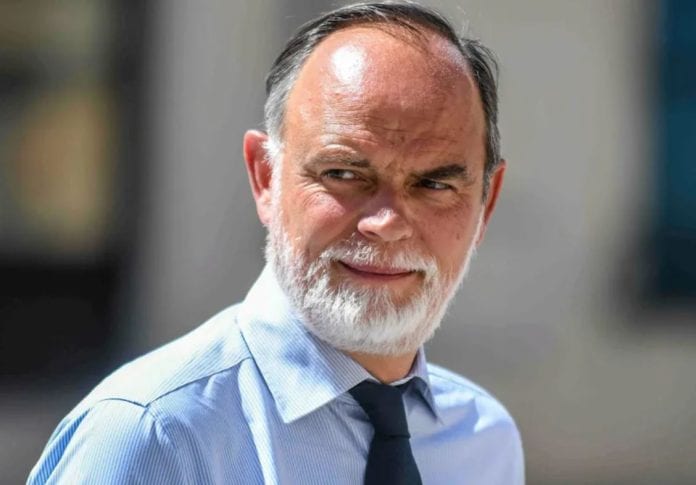 2022-10-09 16_51_18-_Homme libre et loyal_, Edouard Philippe fait sa rentrée politique avec l'idée d