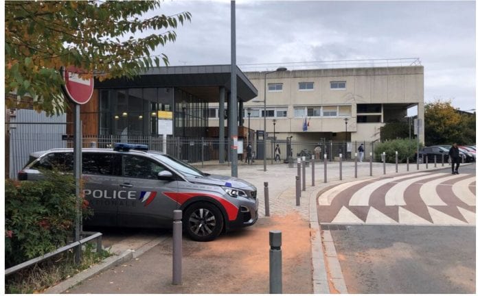 2022-10-13 13_33_16-Essonne _ un professeur d’histoire d’Évry-Courcouronnes menacé «de subir le même
