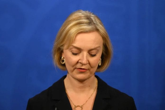 2022-10-20 17_22_53-Royaume-Uni _ comment la Première ministre démissionnaire, Liz Truss, a plongé l