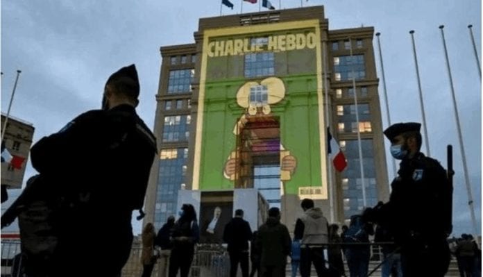 2023-01-12 11_04_39-L'Iran menace le magazine Charlie Hebdo d'un sort similaire à celui de Salman Ru