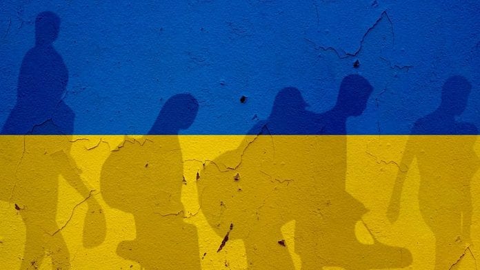 Ukrainian-Refugees-War-880x495