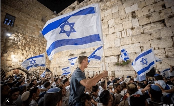 2023-04-27 15_07_48-israel manifestation du drapeau jérusalem – Recherche Google