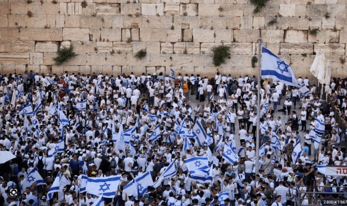 2023-04-27 15_09_41-israel manifestation du drapeau jérusalem – Recherche Google