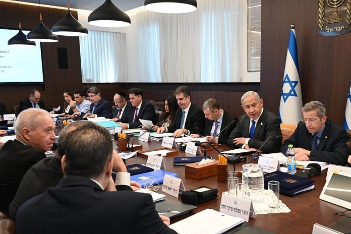 Cabinet-meeting-1320x880