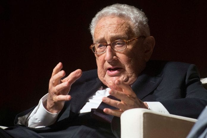 Henry-Kissinger-at-the-LBJ-Library-1320x880