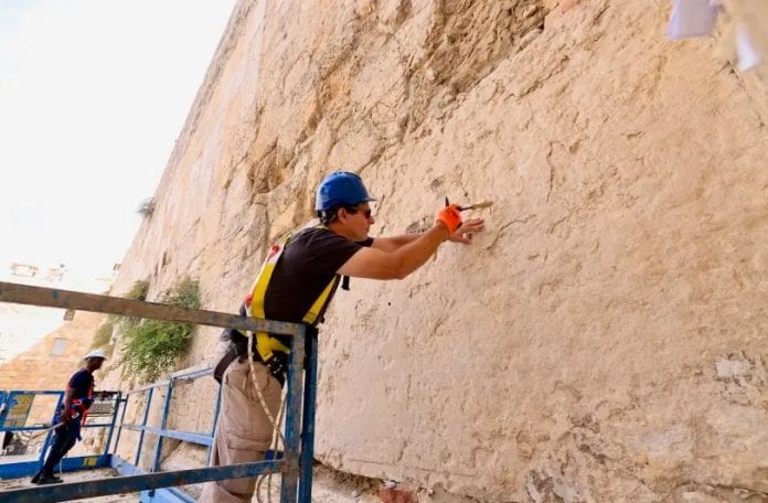 Western_Wall_stones