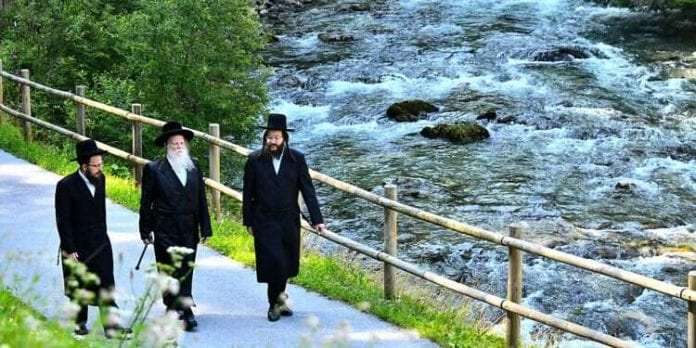 rebbe-750x375
