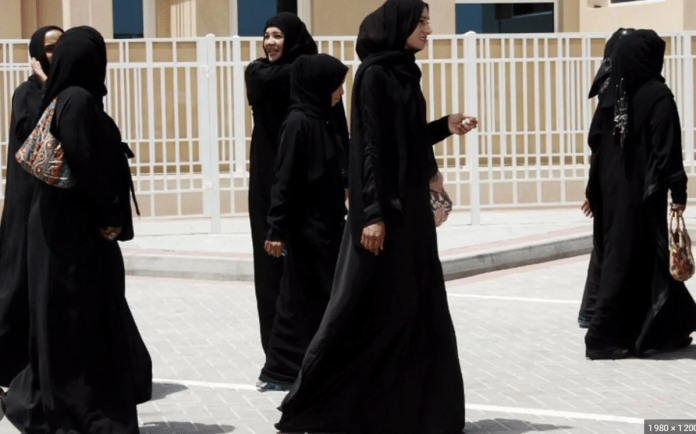 JForum Abaya à l'école
