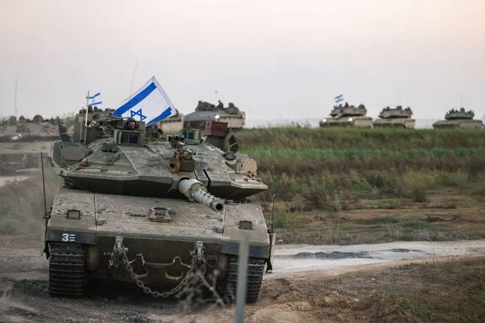 IDF-Tanks-Headed-to-Southern-Border-With-Gaza-1320x880