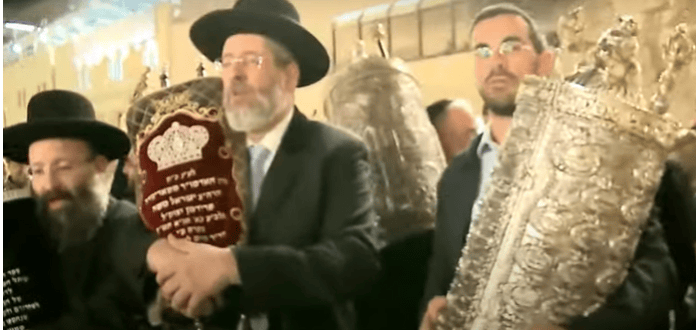 Torah_dédiés