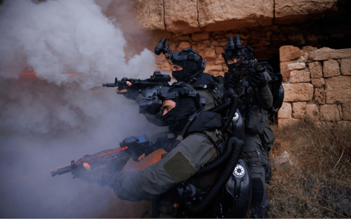 Mossad 4
