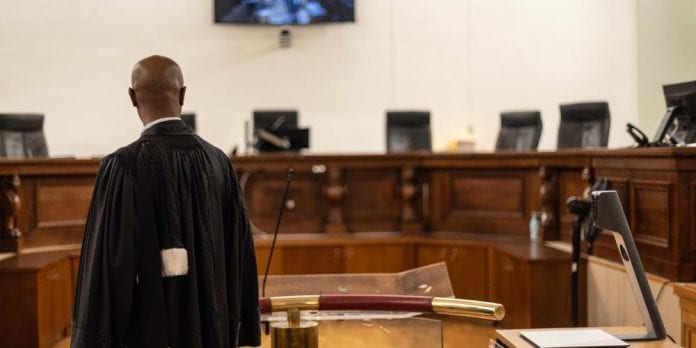 SUJET: Assises Recidive de vol avec Armes et Recel de Biens