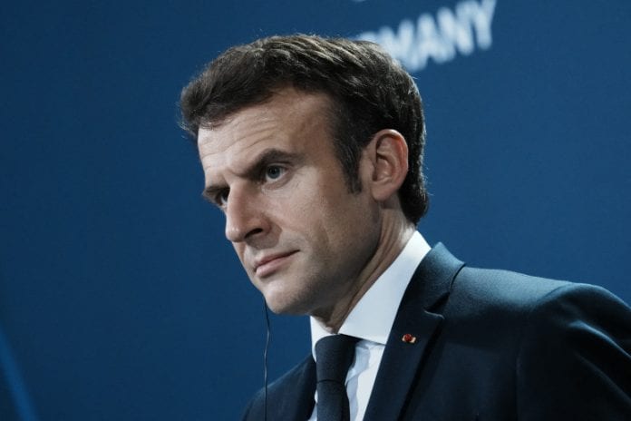emmanuel-macron-le-8-fevrier-2022
