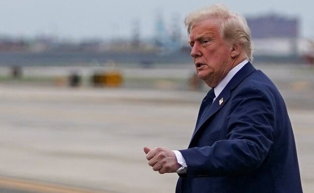 trump270413_autoOrient_i