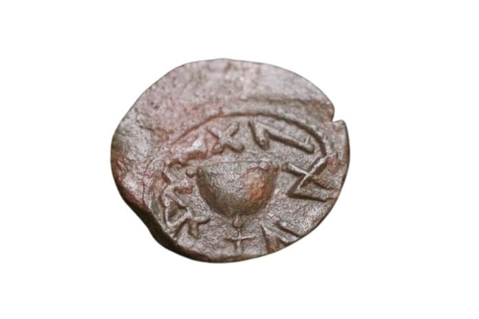 coin2-1320x880