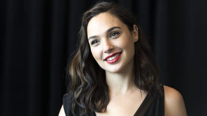 gal-gadot-sonriendo-4292