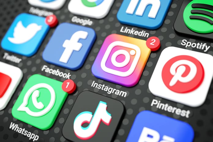 social-media1024x683