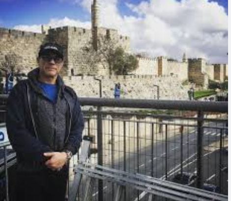 JCVD1