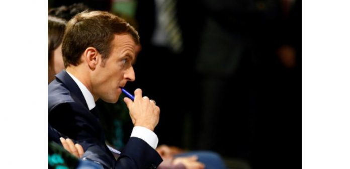 16263201-face-aux-critiques-macron-s-explique-dimanche-soir-sur-tf1