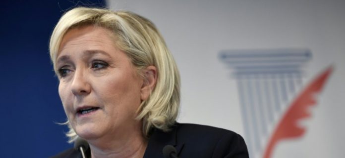 661afp-news19650e7a171fff448a3c08a3d94ff67ele-fn-doit-changer-de-nom-estime-marine-le-pen_000_UZ5RE-highDef
