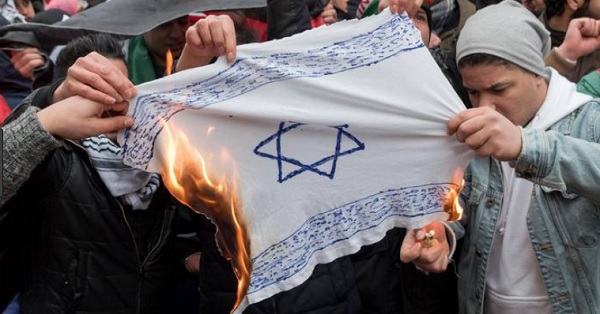 ALLEMAGNE-LOI-ANTISEMITISME