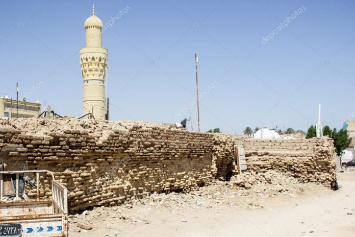 depositphotos_45316447-stock-photo-the-tomb-of-the-prophet