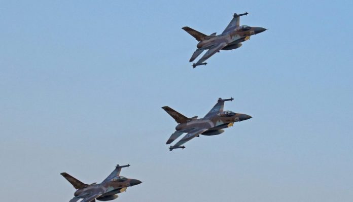 Escadrille-de-chasseurs-israéliens-90-e1518038494849-875x500