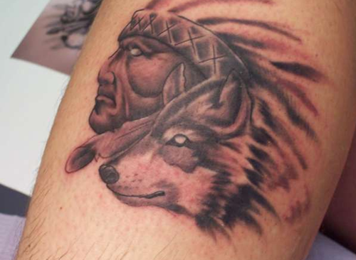 tatouage-indien-jambe