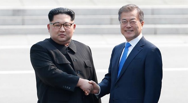 DEUX-COREES-DIRIGEANTS