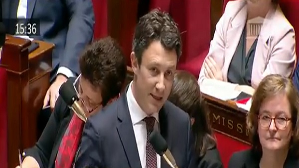 PLENEL-MACRON-ASSEMBLEE