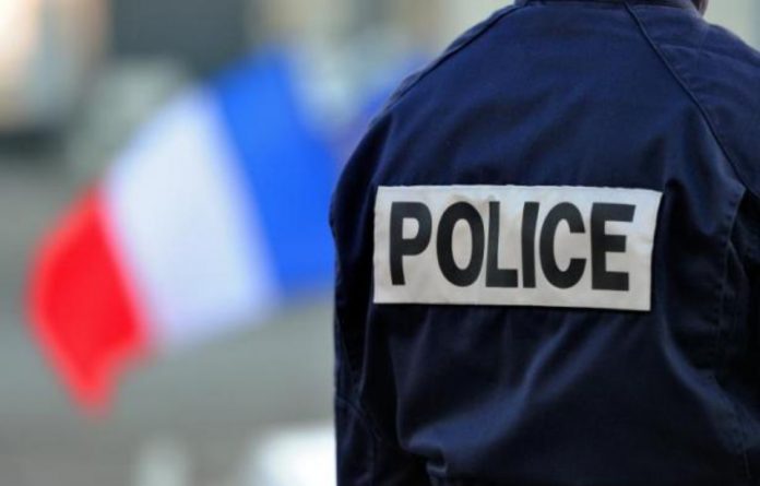 960x614_policier-francais