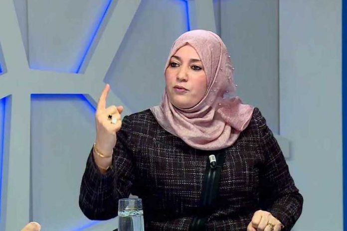 Naïma-Salhi_896_597