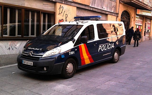 994px-Citroen_Cuerpo_Nacional_de_Policía_in_Salamanca-640x400