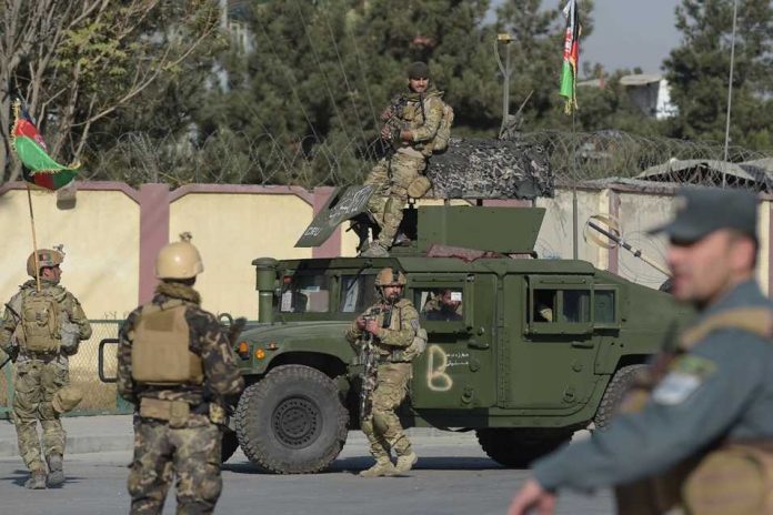 L-emir-de-l-Etat-Islamique-en-Afghanistan-tue-dans-un-raid-aerien_956_637